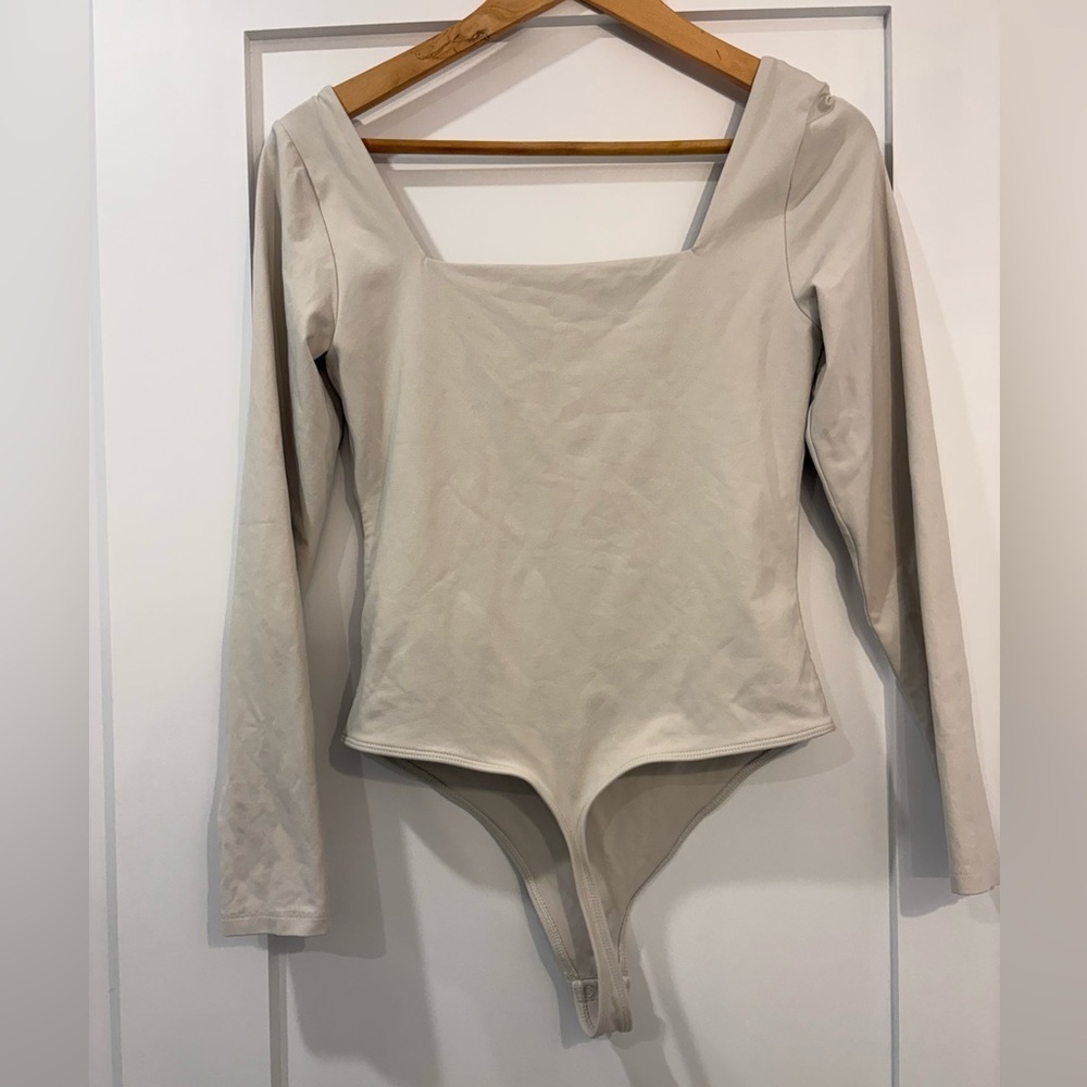Aritzia - Contour Headway Bodysuit - Light Grey - Picture 3 of 8